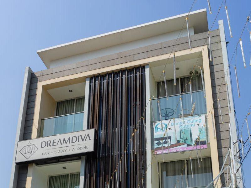 Reddoorz Near Setrasari Mall 4 Bandung Exterior photo